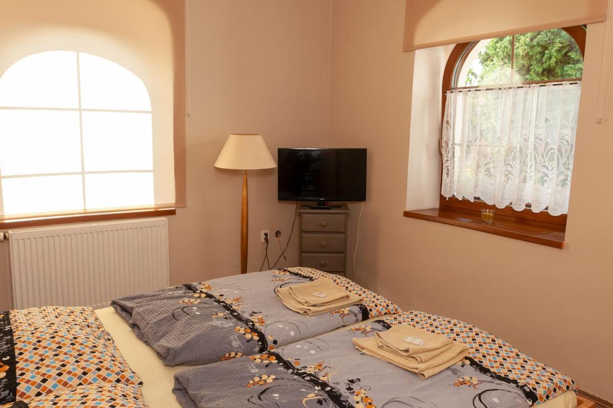 Penzion Na Hradcanech Nové Město nad Metují Chambre photo